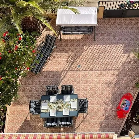 Summer House Duplex En La Playa Con Piscina Semesterbostad